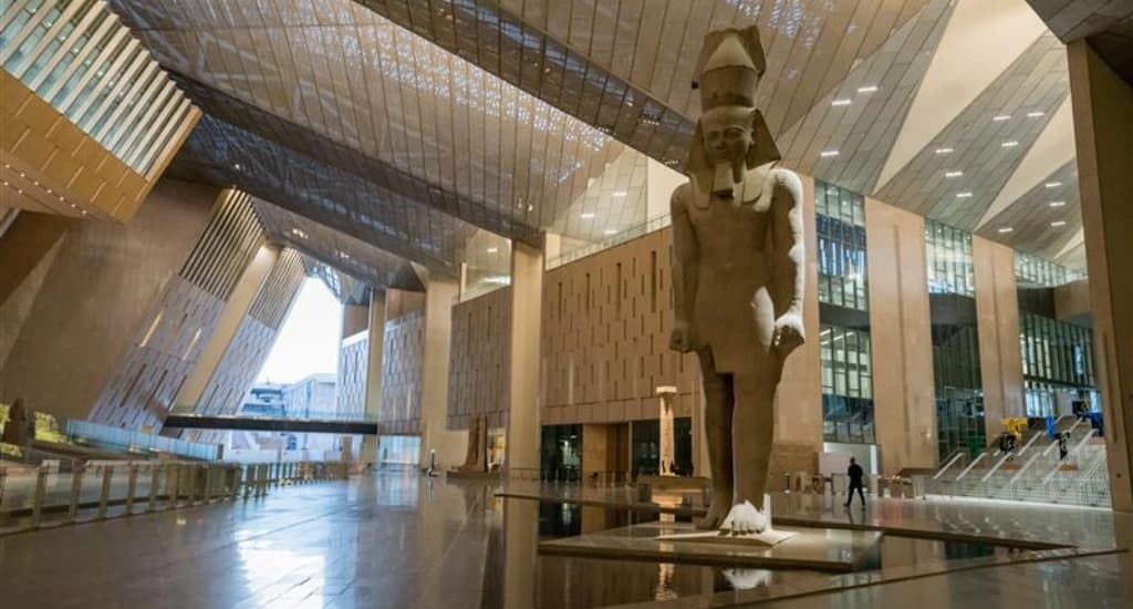 Hanging obelisk at GEM